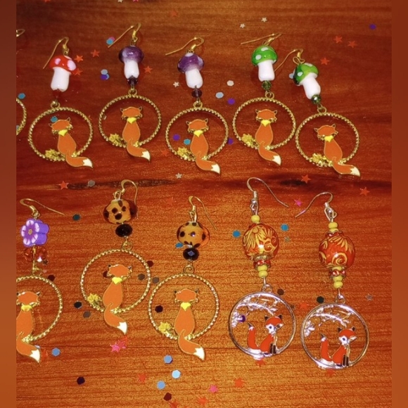 Fox Circle Mushroom Flower Beaded Handmade Unique Sparkly Hoop Earrings - Picture 5 of 7